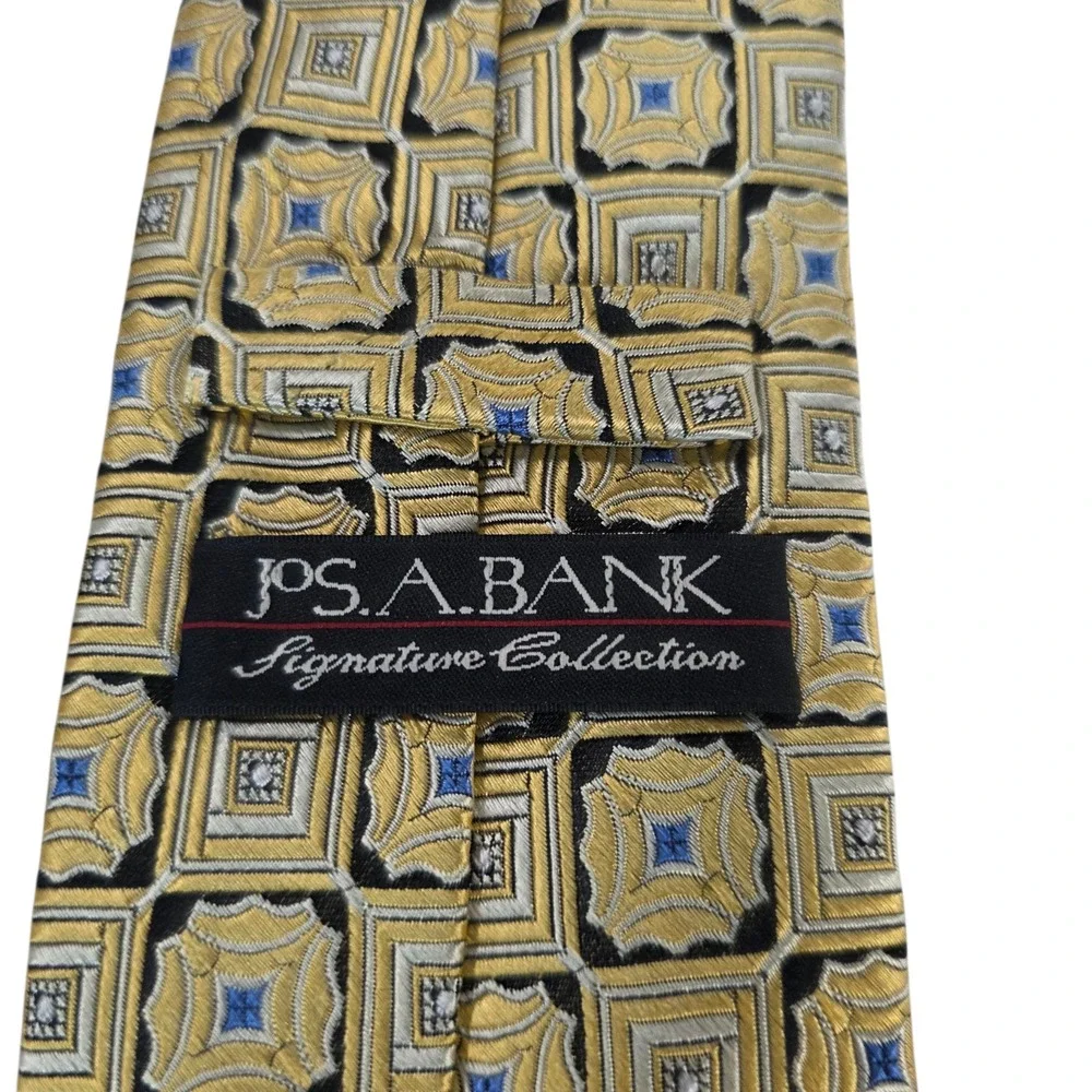 Jos A Bank Signature Collection Mens Necktie Gold‎ Handmade Embroidered Silk